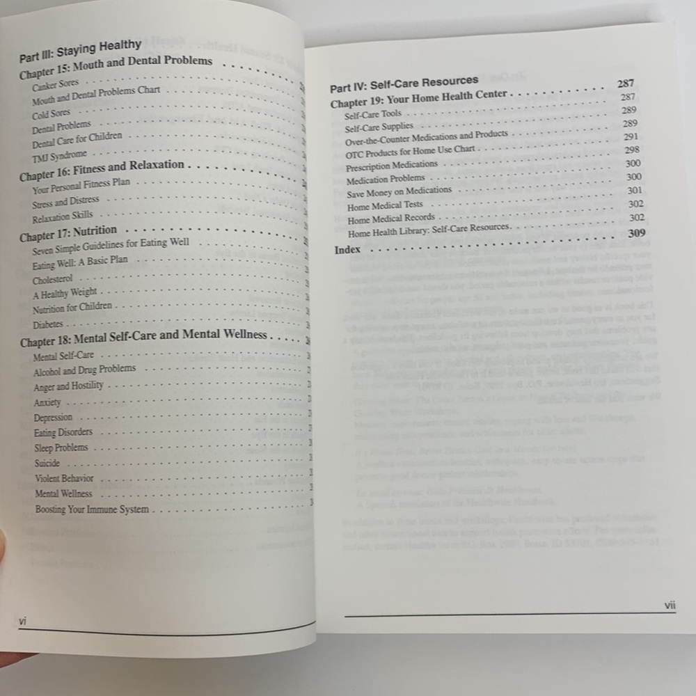 Book | HOME Health Handbook | Medica Self Care Manuel At Home Care Treatments - Picture 8 of 11